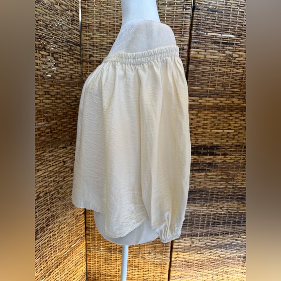 Topshop Off the Shoulder Balloon Sleeve Top (6) - Picture 4 of 5